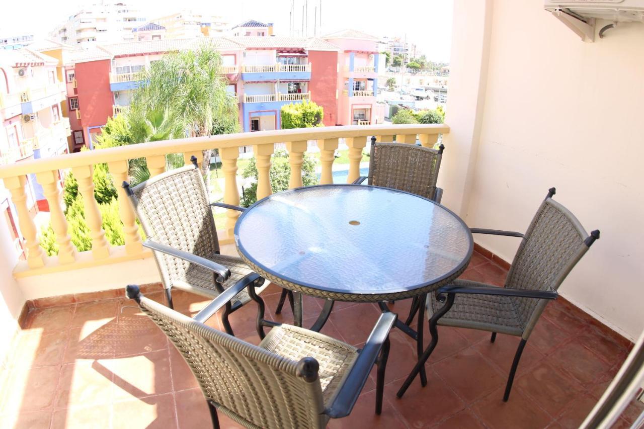 Apartamentos Marina Internacional Torrevieja Luaran gambar